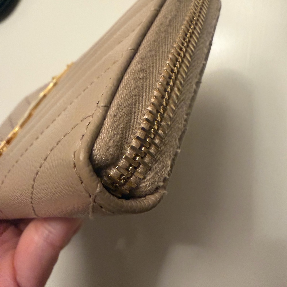 YSL Saint Laurent Leather V stitch Zip Around Long Wallet - Picture 7 of 10